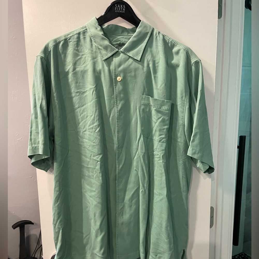Tommy Bahama Men’s shirt large green